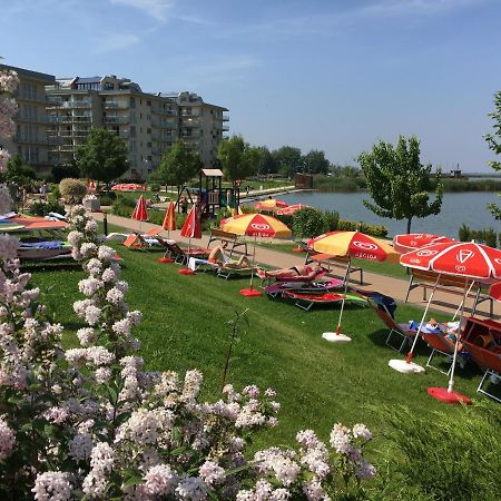 Aqua Apartman Superior Velence Exterior foto