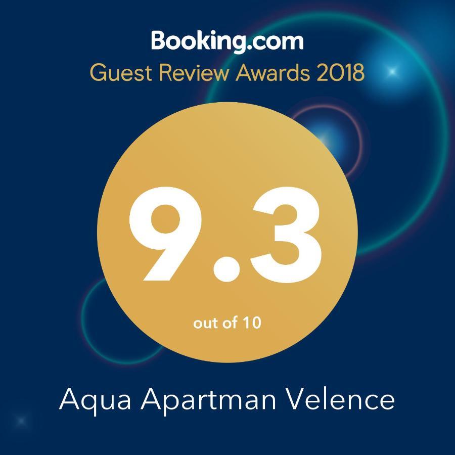 Aqua Apartman Superior Velence Exterior foto