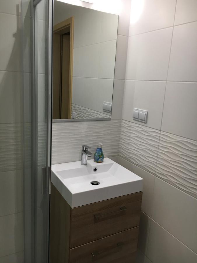 Aqua Apartman Superior Velence Exterior foto